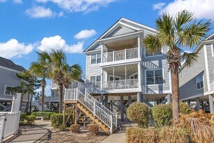 1426 N Waccamaw Dr in Murrells Inlet, SC - Building Photo