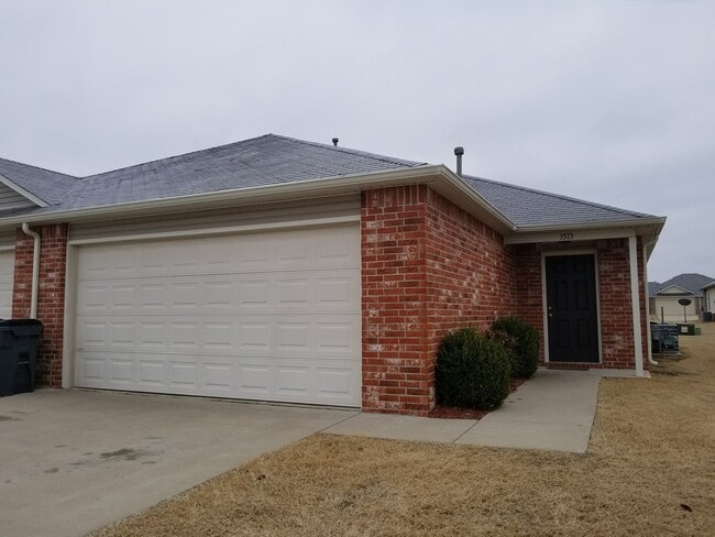 3515-3515 E Hudson St in Broken Arrow, OK - Building Photo - Building Photo