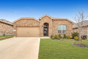 156 Birch St in Boyd, TX - Building Photo