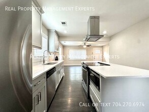 1434 Orvis St in Charlotte, NC - Building Photo - Building Photo