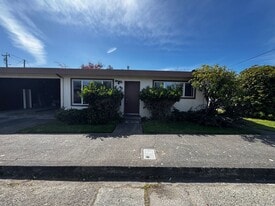 430-436 Hodgson St in Eureka, CA - Building Photo