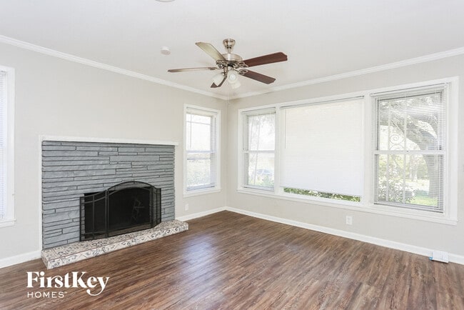 1624 Oakland Blvd in Fort Worth, TX - Building Photo - Building Photo