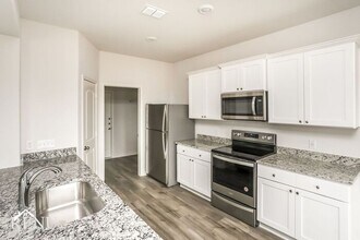 1910 Hialeah Dr in Seagoville, TX - Building Photo - Building Photo