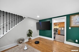 53 W Broadway in Derry, NH - Building Photo - Building Photo