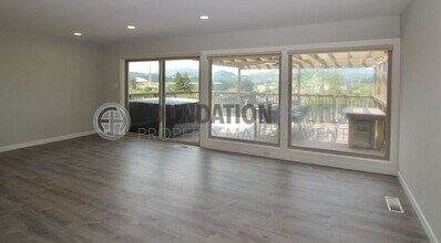 17 Portola Ave in San Rafael, CA - Building Photo - Building Photo