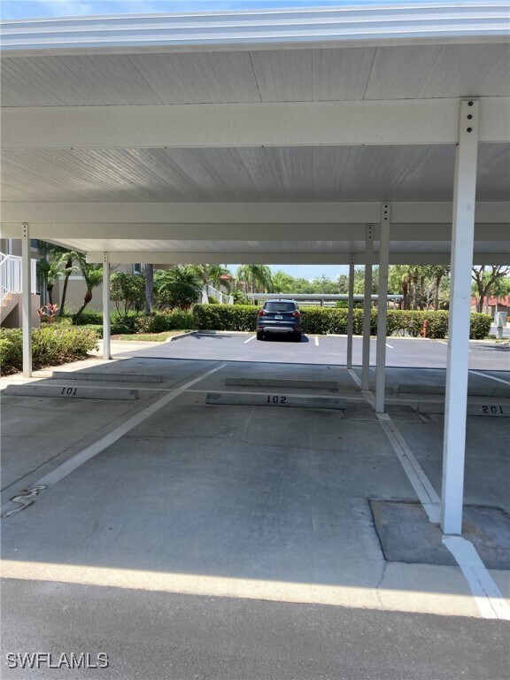 2855 Cypress Trace Cir in Naples, FL - Building Photo - Building Photo