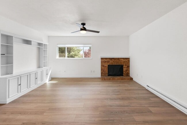 1024 E Swallow Rd in Fort Collins, CO - Building Photo - Building Photo