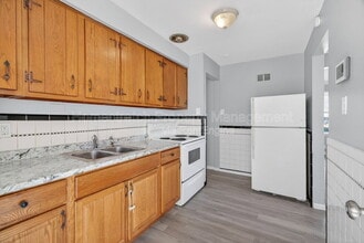 1214 Forest Home Dr in St. Louis, MO - Building Photo - Building Photo