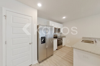 233 Monarch Ln in Pensacola, FL - Building Photo - Building Photo