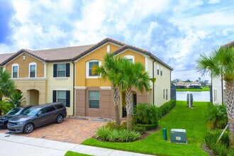 8862 Geneve Ct in Kissimmee, FL - Building Photo - Building Photo