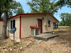 12132 MO-7 in Warsaw, MO - Building Photo - Building Photo