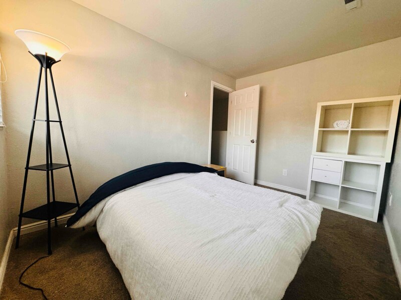 546 E Delno Dr in Millcreek, UT - Building Photo