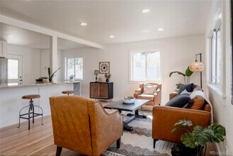 4600 S Inca St in Englewood, CO - Foto de edificio - Building Photo