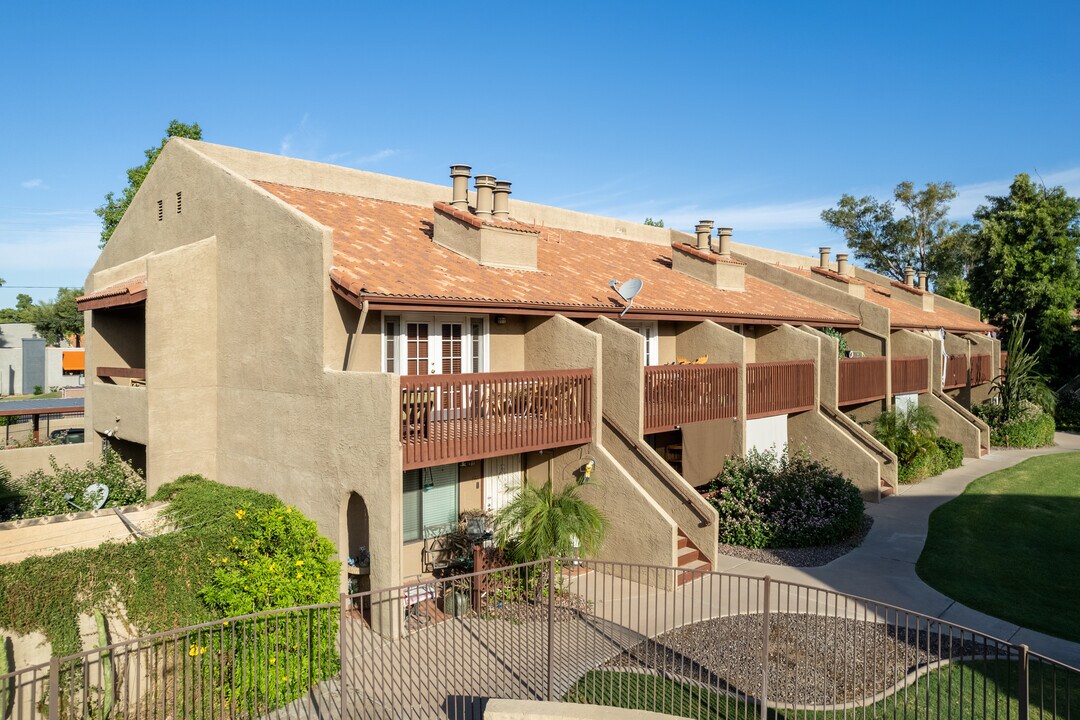 Sungate in Phoenix, AZ - Building Photo