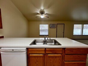 519 Jamie Dr in Selah, WA - Building Photo - Building Photo