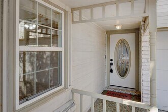 16710 Whitebrush Loop in Austin, TX - Building Photo - Building Photo
