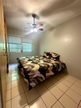 4730 Pine Tree Dr in Miami Beach, FL - Building Photo - Building Photo