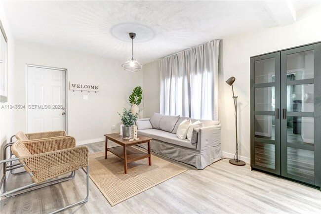 427 S 24th Ave in Hollywood, FL - Building Photo - Building Photo