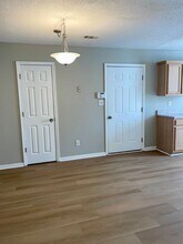 5799 Eagles Feather Ln in Riverdale, GA - Building Photo - Building Photo