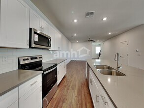 6060 W Paseo Hilario, Unit PH87CD in Tucson, AZ - Building Photo - Building Photo