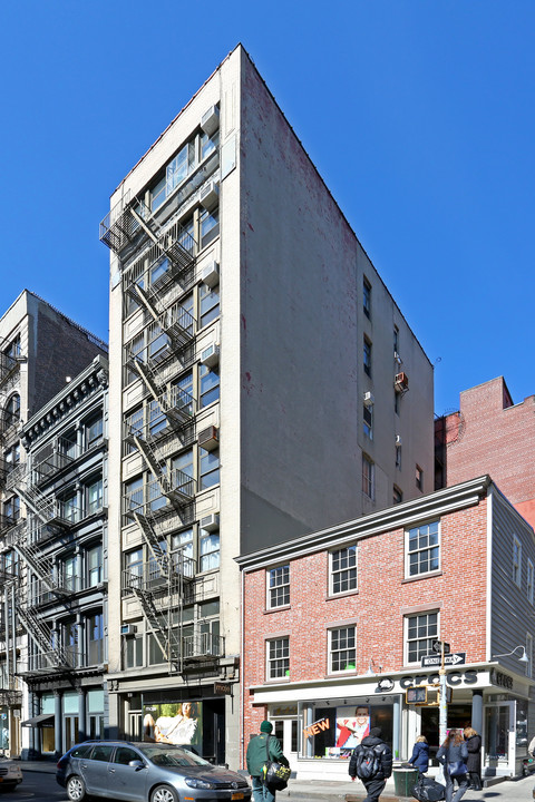 145 Spring St in New York, NY - Building Photo