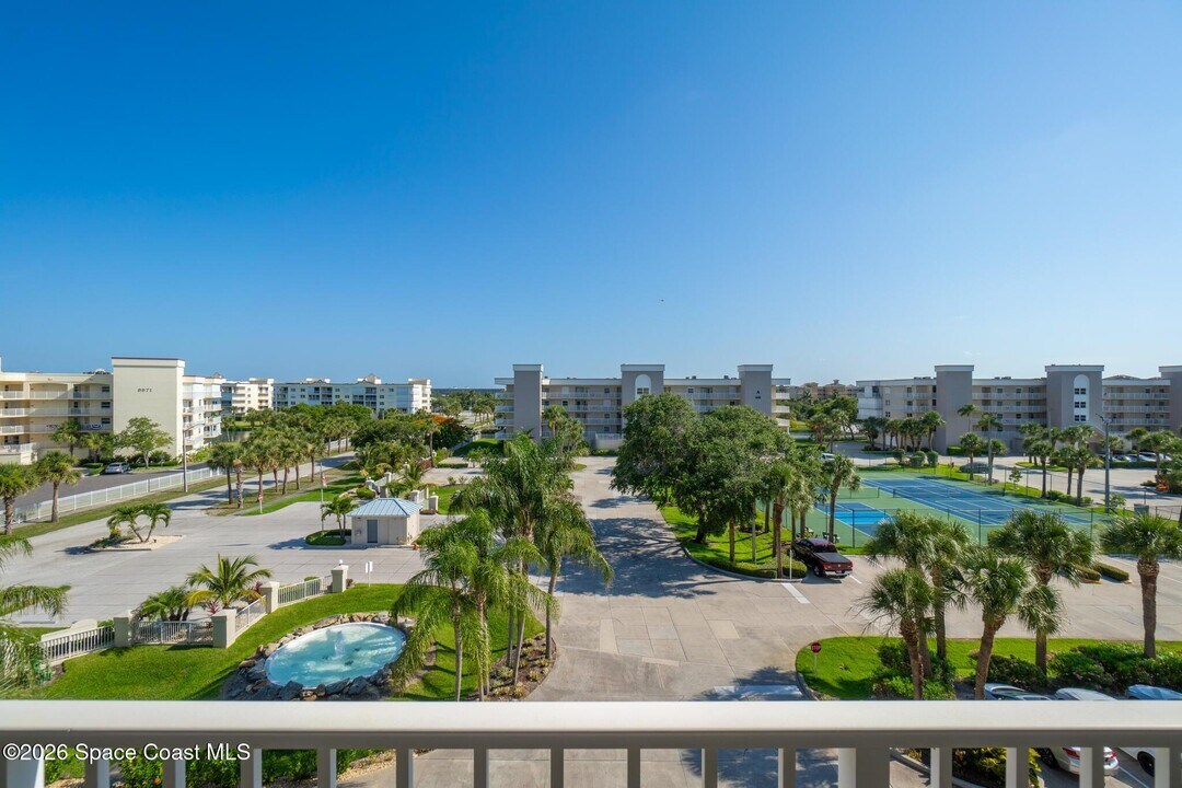 601 Shorewood Dr in Cape Canaveral, FL - Building Photo