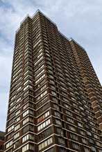 300 East 34th Street in New York, NY - Foto de edificio - Building Photo
