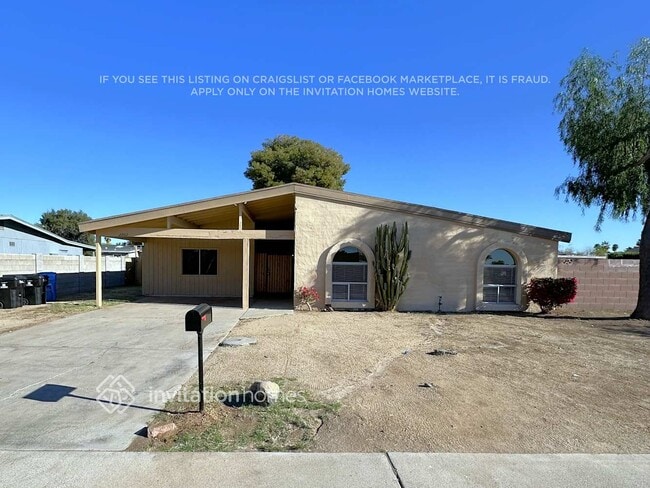 property at 2202 W Charleston Ave