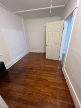 24 Summer St, Unit 1 in Laconia, NH - Foto de edificio - Building Photo