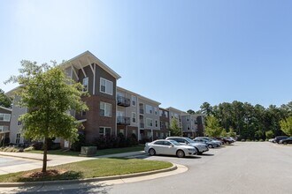 1820 at Centennial in Raleigh, NC - Foto de edificio - Building Photo