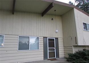 33366 20th Ave S in Federal Way, WA - Building Photo - Building Photo