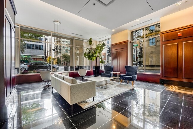 1250 S Michigan Ave, Unit 1704 in Chicago, IL - Building Photo - Building Photo