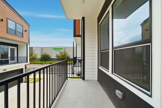 property at 4013 Griggs Rd