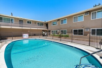 Waldorf Apartments- Riverside, CA in Riverside, CA - Building Photo - Building Photo