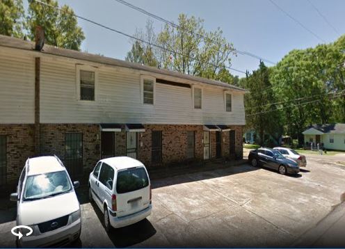 2475 Greenfield Ave in Jackson, MS - Building Photo