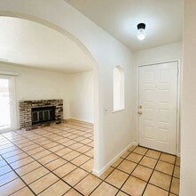 140 Park Pl Dr in Petaluma, CA - Building Photo - Building Photo
