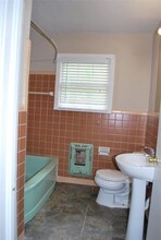 1419 Broadway St in Denton, TX - Building Photo - Building Photo