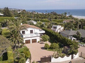 30506 Morning View Dr in Malibu, CA - Building Photo