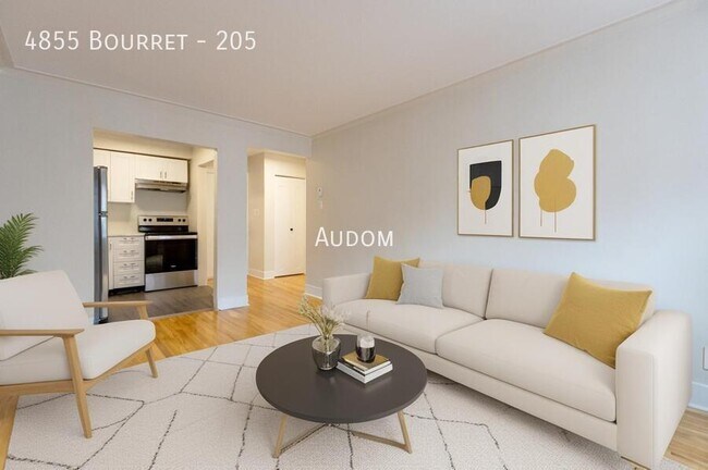 4855 Av Bourret in Montréal, QC - Building Photo - Building Photo