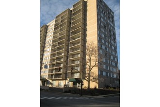 Fourteen-O-One Condos in Wilmington, DE - Building Photo - Building Photo