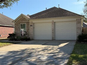 2107 Castle Gardens Ln in Katy, TX - Building Photo - Building Photo