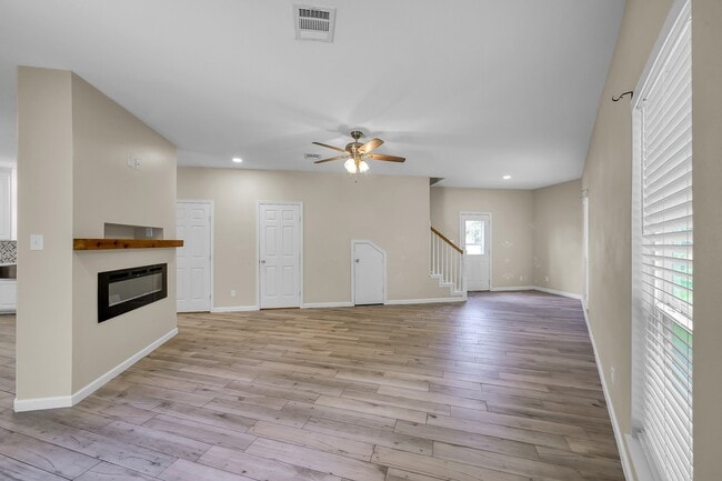 property at 16818 W Alderson