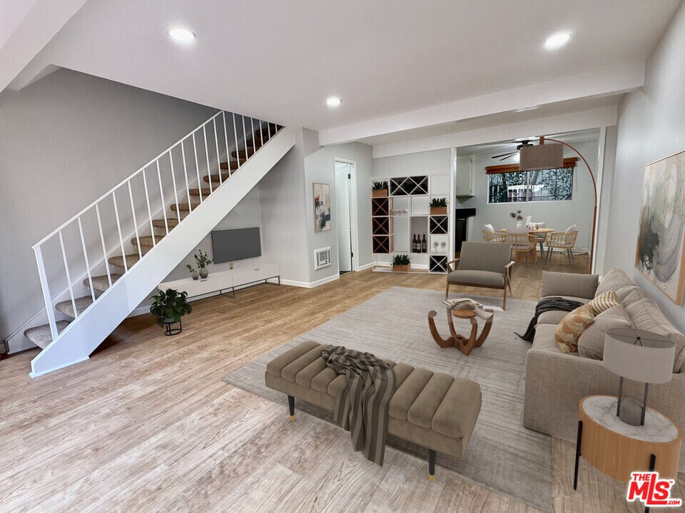 882 Victor Ave in Inglewood, CA - Building Photo
