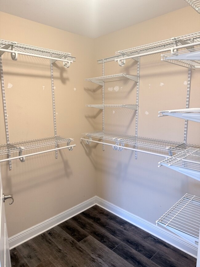 property at 1944 Bay Pine Cir