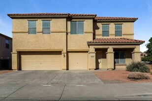 9420 W Hubbell St in Phoenix, AZ - Building Photo