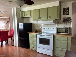 775 Knotty Pine Cir in North Fort Myers, FL - Building Photo - Building Photo
