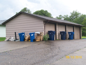 16005 Joplin Ave in Lakeville, MN - Foto de edificio - Building Photo