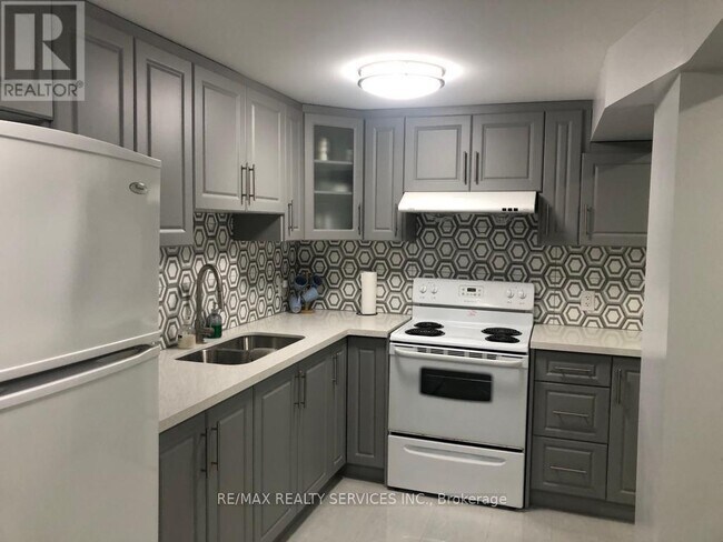 property at 117 Brentwood Dr