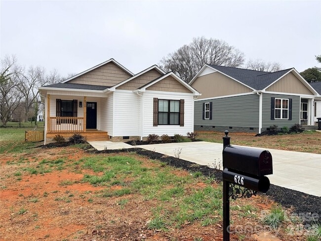 626 W Bell St in Statesville, NC - Building Photo - Building Photo