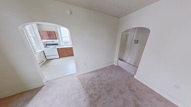 1 S Market St in Elizabethtown, PA - Building Photo - Building Photo